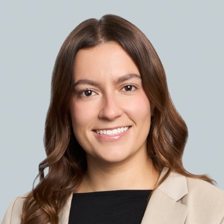 Courtney Allin Headshot