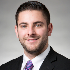 Evan Pizzuto Headshot