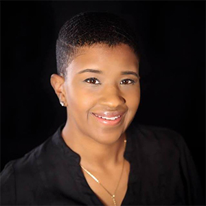 Erica Riggs headshot