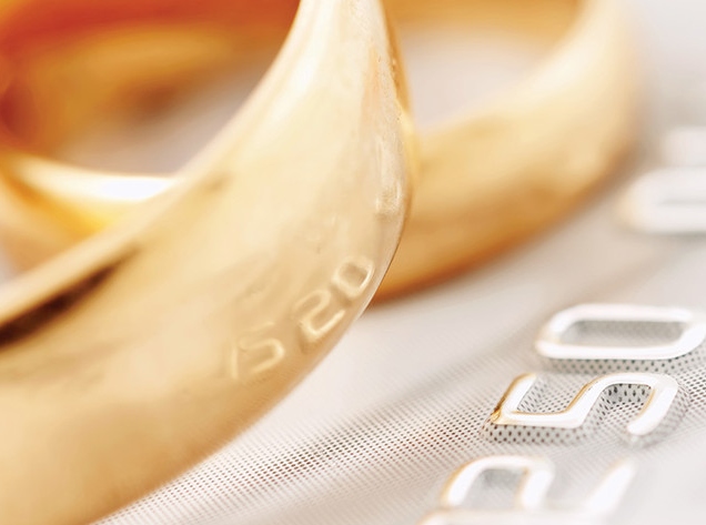 rings and credit card