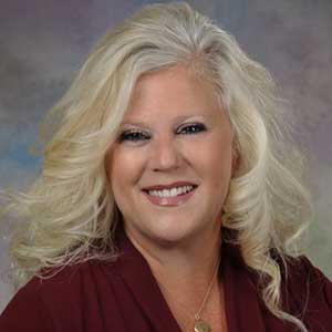 Abigail Mrozinski headshot