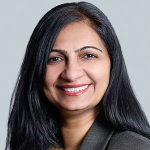 Abigail Mrozinski headshot