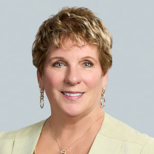 Patricia Schulze headshot