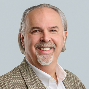 Abigail Mrozinski headshot