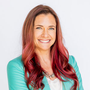 Tracy Washburn Headshot