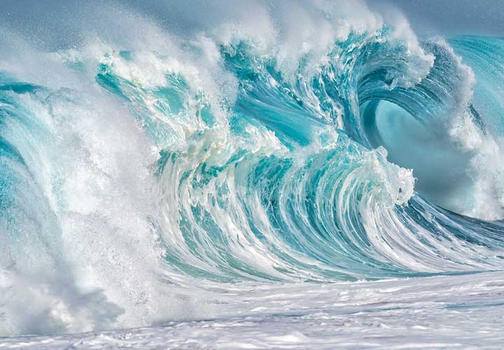 conductor in front of audience